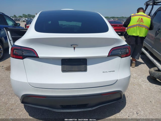 Продаж на аукціоні авто 2023 Tesla Model Y Awd/long Range Dual Motor All-wheel Drive, vin: 7SAYGDEE7PA088857, номер лоту: 44907728