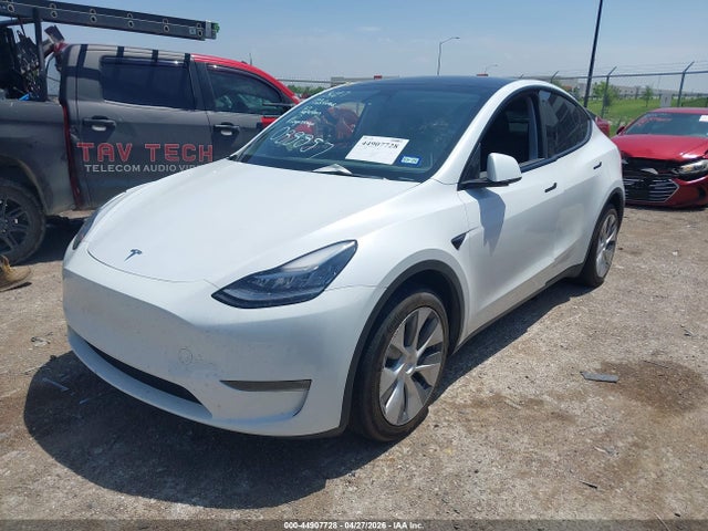 Продаж на аукціоні авто 2023 Tesla Model Y Awd/long Range Dual Motor All-wheel Drive, vin: 7SAYGDEE7PA088857, номер лоту: 44907728