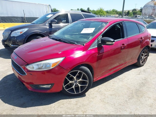 Ford FOCUS SE 2016 1FADP3K28GL282769 Image 2