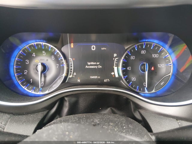 2C4RC1GG2JR272256 Chrysler Pacifica Limited