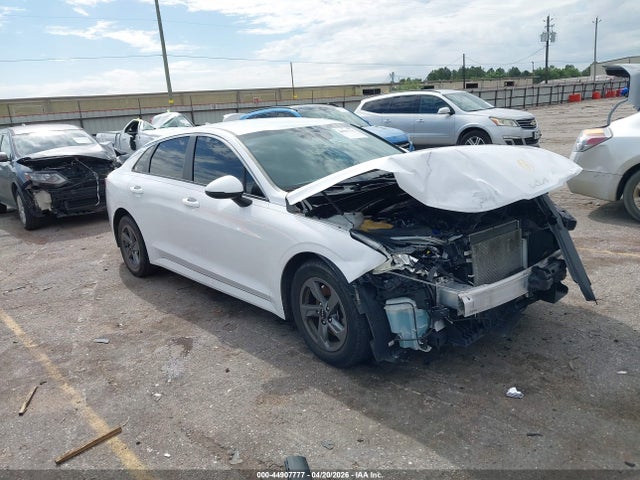 2022 Kia K5 Lx მანქანა იყიდება აუქციონზე, vin: 5XXG24J20NG132620, აუქციონის ნომერი: 44907777