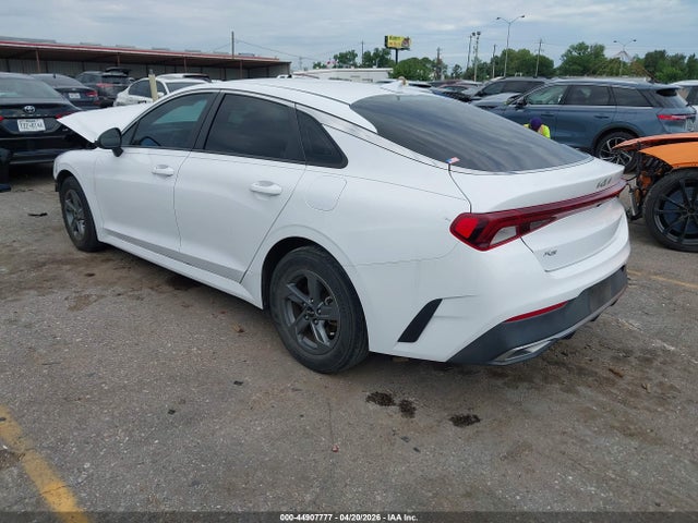 2022 Kia K5 Lx მანქანა იყიდება აუქციონზე, vin: 5XXG24J20NG132620, აუქციონის ნომერი: 44907777
