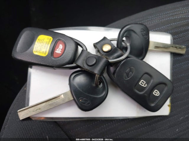 44907800 :رقم المزاد ، KMHCT5AE8HU329122 vin ، 2017 Hyundai Accent Se مزاد بيع