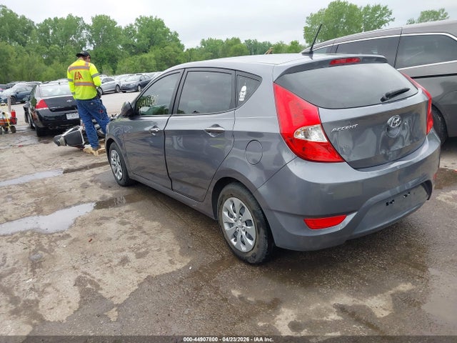 44907800 :رقم المزاد ، KMHCT5AE8HU329122 vin ، 2017 Hyundai Accent Se مزاد بيع