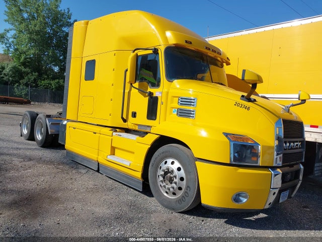 44907855 :رقم المزاد ، 1M1AN4GY1MM020877 vin ، 2021 Mack Anthem مزاد بيع