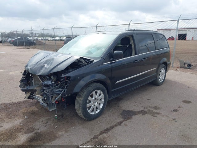 2013 Chrysler Town & Country Touring მანქანა იყიდება აუქციონზე, vin: 2C4RC1BG1DR721938, აუქციონის ნომერი: 44907857