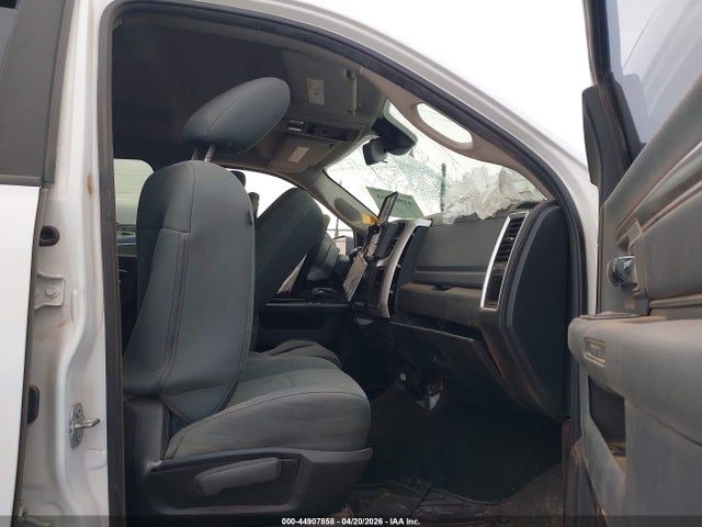 2016 Ram 2500 Slt მანქანა იყიდება აუქციონზე, vin: 3C6UR5JL7GG258137, აუქციონის ნომერი: 44907858