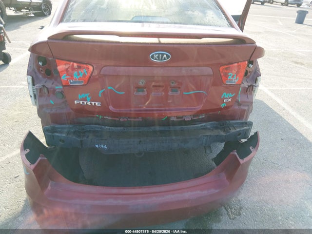44907875 :رقم المزاد ، KNAFU4A22A5261251 vin ، 2010 Kia Forte Ex مزاد بيع