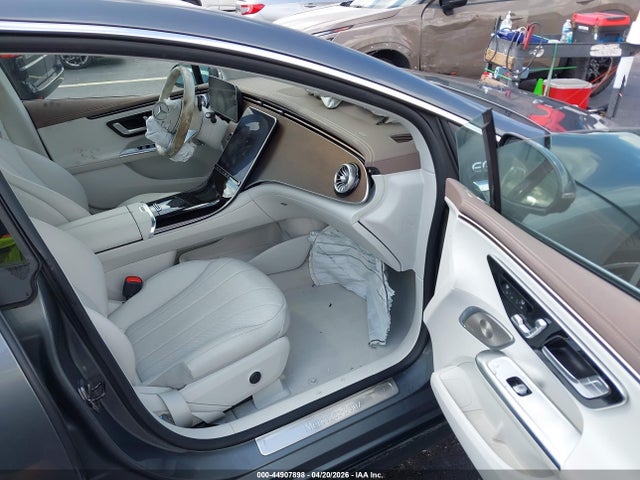 44907898 :رقم المزاد ، W1KEG1CB1RF050099 vin ، 2024 Mercedes-benz Eqe 350 4matic مزاد بيع