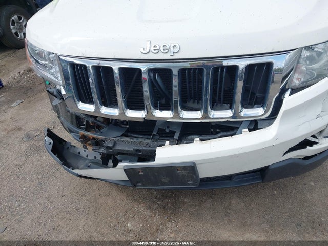 44907930 :رقم المزاد ، 1C4RJFAG0CC351576 vin ، 2012 Jeep Grand Cherokee Laredo مزاد بيع