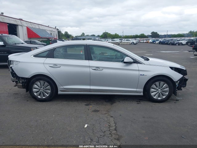KMHE24L16GA033435 Hyundai Sonata Hybrid Se