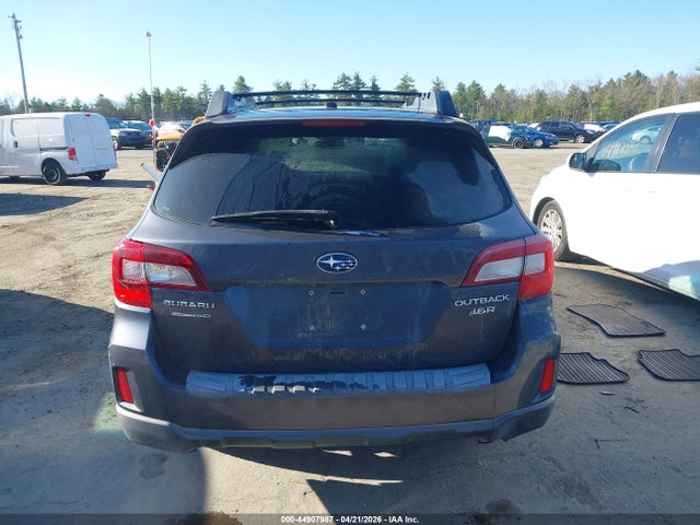 Продаж на аукціоні авто 2015 Subaru Outback 3.6r Limited, vin: 4S4BSELC4F3268137, номер лоту: 44907987