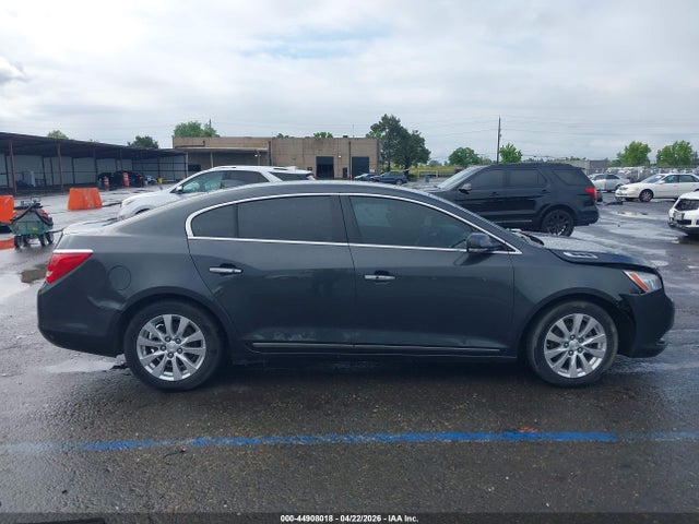 1G4GB5GR9GF124586 Buick Lacrosse Leather