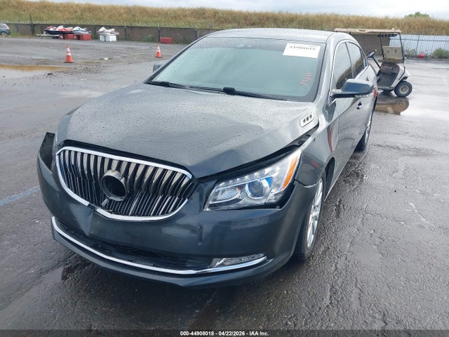1G4GB5GR9GF124586 Buick Lacrosse Leather
