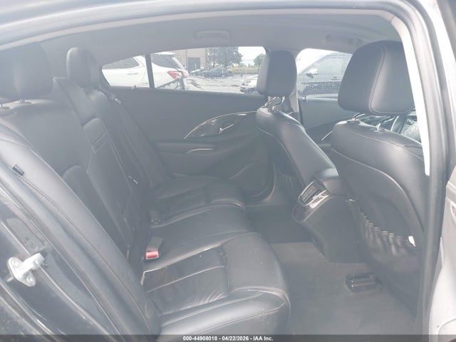 1G4GB5GR9GF124586 Buick Lacrosse Leather