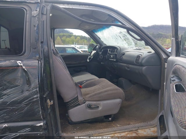 2001 Dodge Ram 2500 St მანქანა იყიდება აუქციონზე, vin: 1B7KF23Z31J541827, აუქციონის ნომერი: 44908023