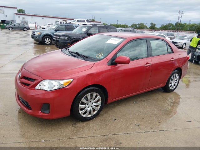 44908034 :رقم المزاد ، 2T1BU4EE9CC772368 vin ، 2012 Toyota Corolla Le مزاد بيع