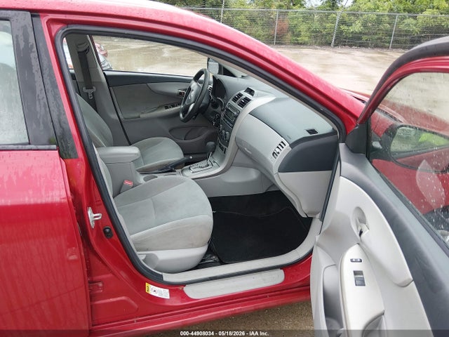 44908034 :رقم المزاد ، 2T1BU4EE9CC772368 vin ، 2012 Toyota Corolla Le مزاد بيع