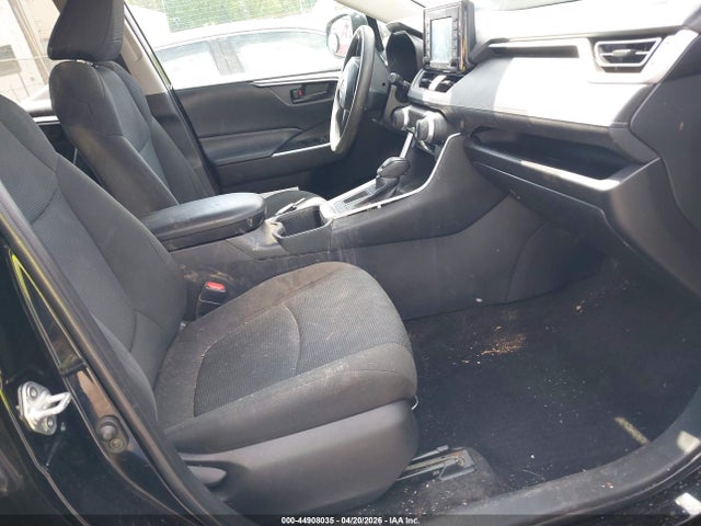 44908035 :رقم المزاد ، 2T3H1RFV6NW231981 vin ، 2022 Toyota Rav4 Le مزاد بيع