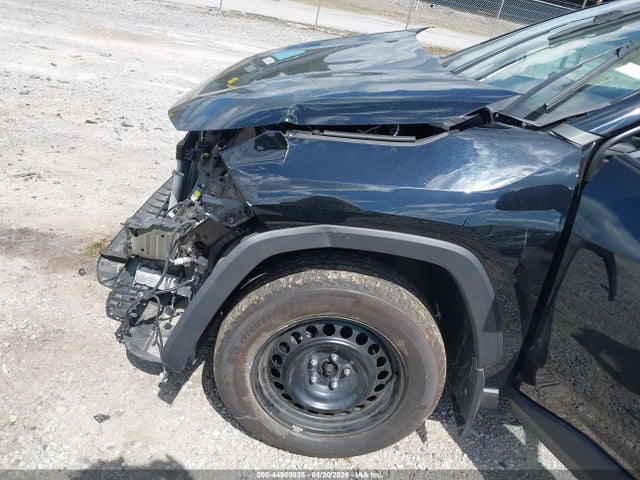 44908035 :رقم المزاد ، 2T3H1RFV6NW231981 vin ، 2022 Toyota Rav4 Le مزاد بيع