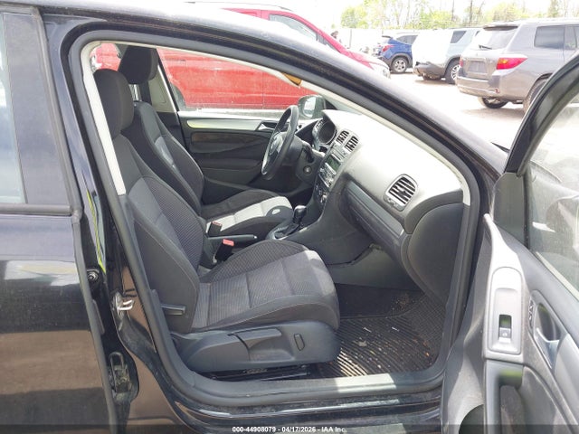 2014 Volkswagen Golf 2.5l მანქანა იყიდება აუქციონზე, vin: WVWDB7AJ2EW008987, აუქციონის ნომერი: 44908079