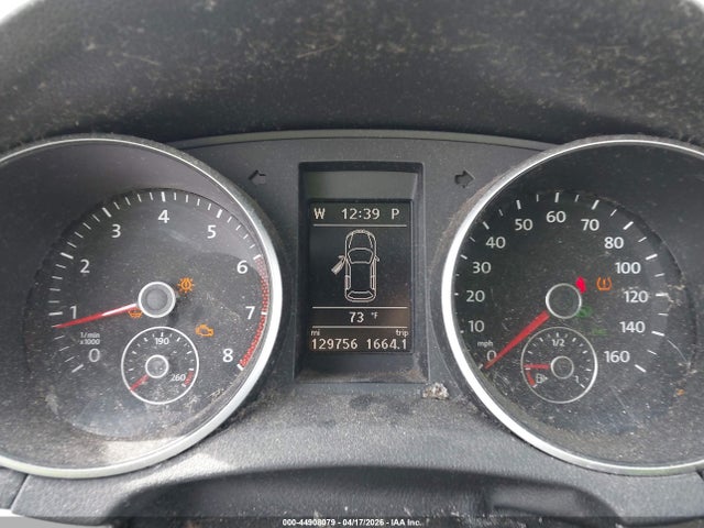 2014 Volkswagen Golf 2.5l მანქანა იყიდება აუქციონზე, vin: WVWDB7AJ2EW008987, აუქციონის ნომერი: 44908079