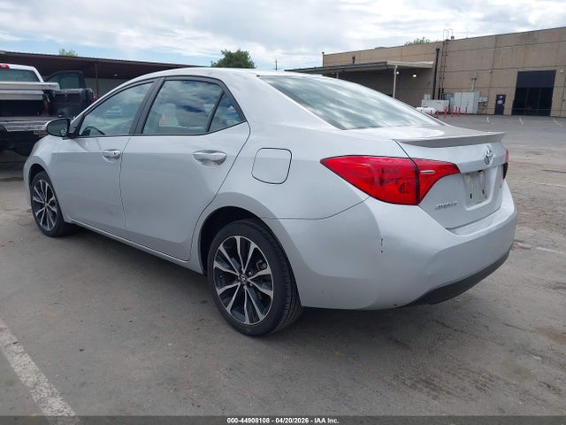 Toyota COROLLA SE 2017 5YFBURHE7HP673001 Image 3