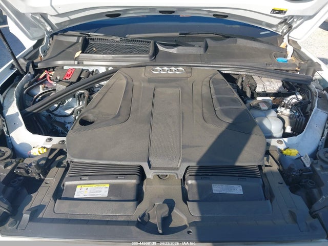 44908139 :رقم المزاد ، WA1LJBF76ND001061 vin ، 2022 Audi Q7 Premium Plus 45 Tfsi Quattro Tiptronic مزاد بيع