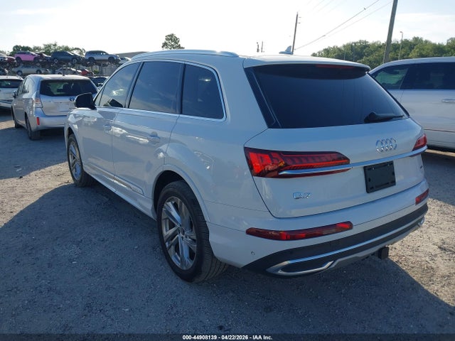 44908139 :رقم المزاد ، WA1LJBF76ND001061 vin ، 2022 Audi Q7 Premium Plus 45 Tfsi Quattro Tiptronic مزاد بيع