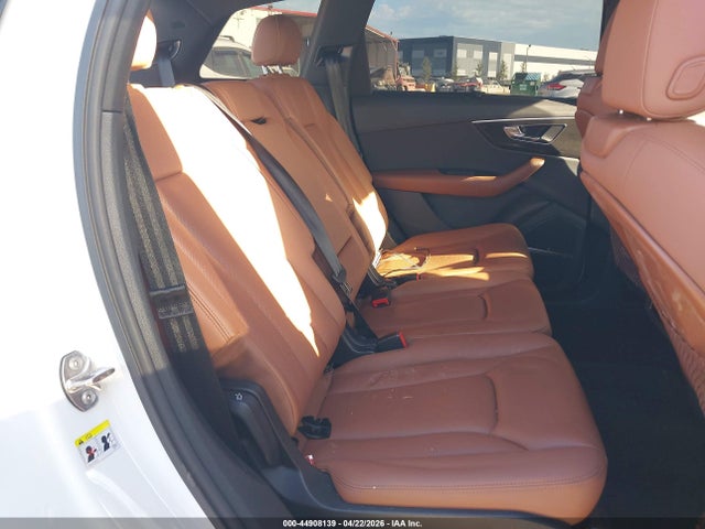 44908139 :رقم المزاد ، WA1LJBF76ND001061 vin ، 2022 Audi Q7 Premium Plus 45 Tfsi Quattro Tiptronic مزاد بيع