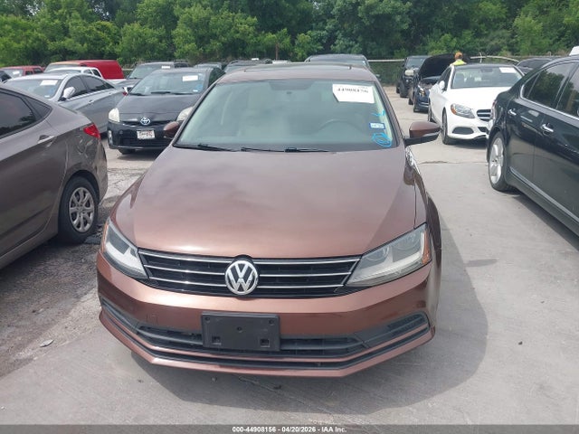 2017 Volkswagen Jetta 1.4t Se მანქანა იყიდება აუქციონზე, vin: 3VWDB7AJ2HM289724, აუქციონის ნომერი: 44908156