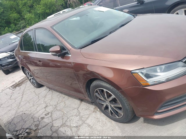 2017 Volkswagen Jetta 1.4t Se მანქანა იყიდება აუქციონზე, vin: 3VWDB7AJ2HM289724, აუქციონის ნომერი: 44908156