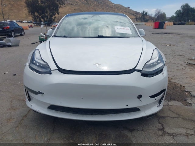 Продажа на аукционе авто 2020 Tesla Model 3 Standard Range Plus Rear-wheel Drive/standard Range Rear-wheel Drive, vin: 5YJ3E1EA1LF598790, номер лота: 44908166