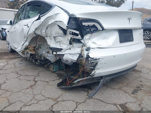 Продажа на аукционе авто 2020 Tesla Model 3 Standard Range Plus Rear-wheel Drive/standard Range Rear-wheel Drive, vin: 5YJ3E1EA1LF598790, номер лота: 44908166