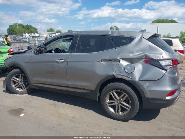 2017 Hyundai Santa Fe Sport 2.4l მანქანა იყიდება აუქციონზე, vin: 5XYZTDLB2HG418522, აუქციონის ნომერი: 44908175
