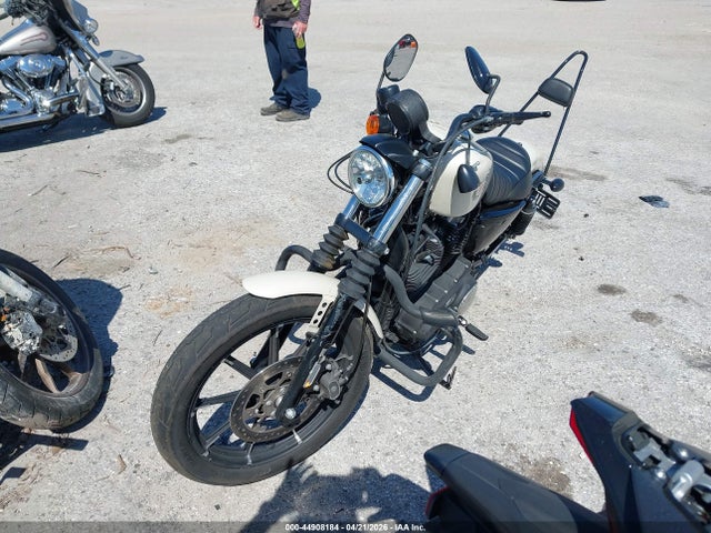 44908184 :رقم المزاد ، 1HD4LE210NB415230 vin ، 2022 Harley-davidson Xl883 N مزاد بيع
