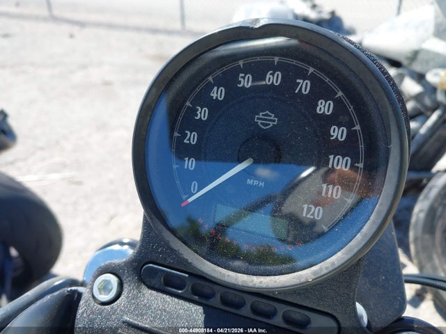 44908184 :رقم المزاد ، 1HD4LE210NB415230 vin ، 2022 Harley-davidson Xl883 N مزاد بيع