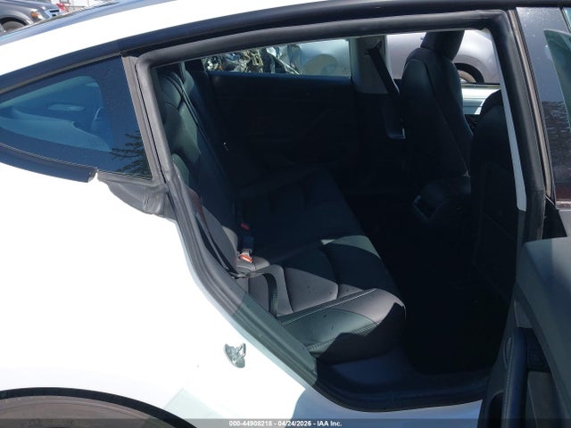 44908218 :رقم المزاد ، 5YJ3E1EA8MF062159 vin ، 2021 Tesla Model 3 Standard Range Plus Rear-wheel Drive مزاد بيع