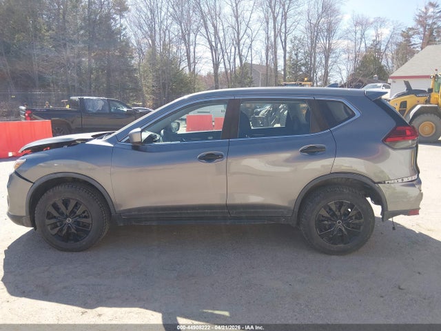 44908222 :رقم المزاد ، KNMAT2MV2HP614144 vin ، 2017 Nissan Rogue S مزاد بيع