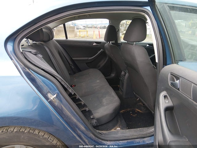 3VW267AJ2GM297123 Volkswagen Jetta 1.4t S