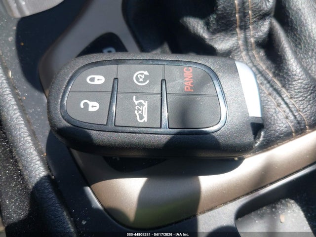 44908281 :رقم المزاد ، 1C4PJLCS7EW105259 vin ، 2014 Jeep Cherokee Latitude مزاد بيع