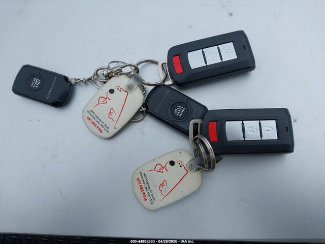 2019 Mitsubishi Outlander Se მანქანა იყიდება აუქციონზე, vin: JA4AZ3A33KZ054700, აუქციონის ნომერი: 44908293