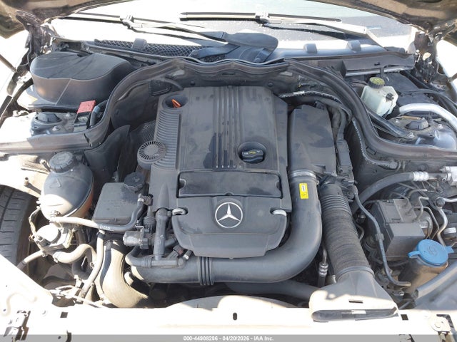 Продаж на аукціоні авто 2013 Mercedes-benz C 250 Sport, vin: WDDGF4HB6DA782272, номер лоту: 44908296