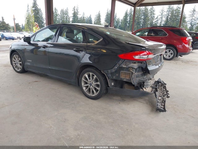 3FA6P0LU2HR374891 Ford Fusion Hybrid Se