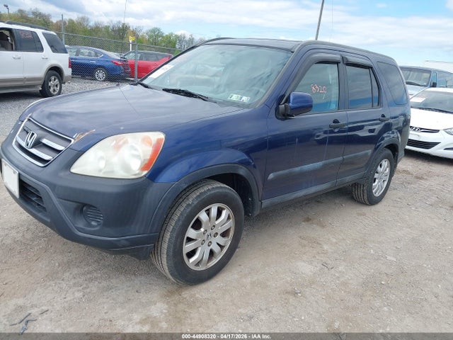 2005 HONDA CR-V SHSRD78855U326120 Photo 1