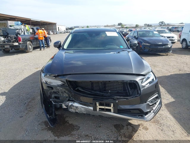 YV4A22NL0M1133822 Volvo V90 Cross Country T6