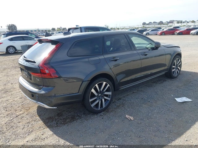 YV4A22NL0M1133822 Volvo V90 Cross Country T6