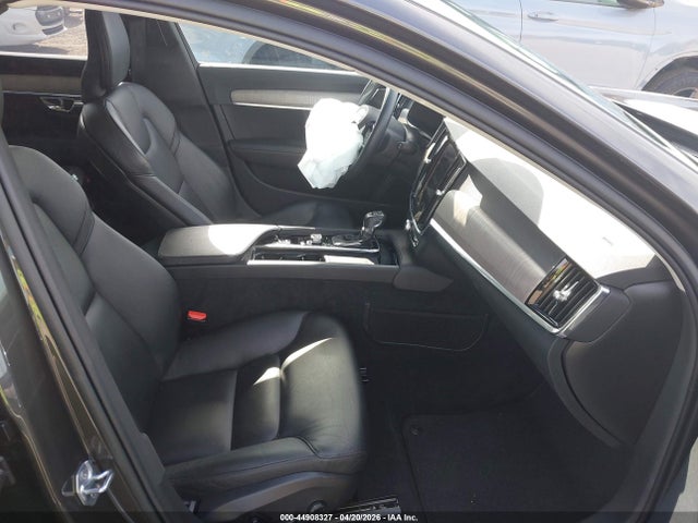 YV4A22NL0M1133822 Volvo V90 Cross Country T6