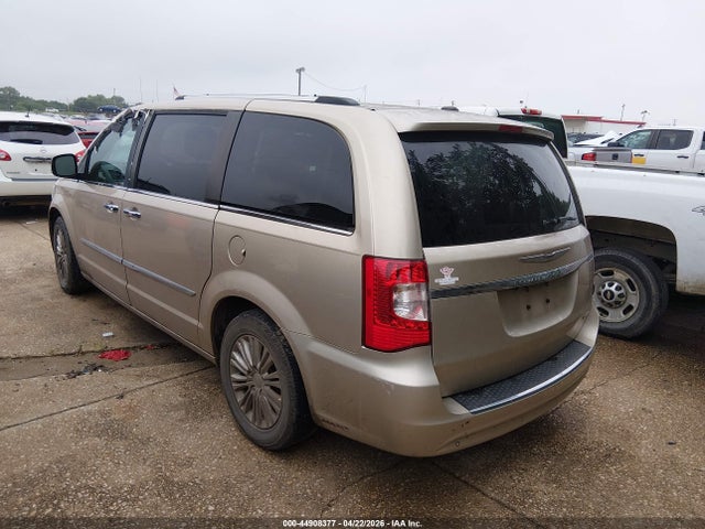2C4RC1GG6ER466942 Chrysler Town &amp; Country Limited