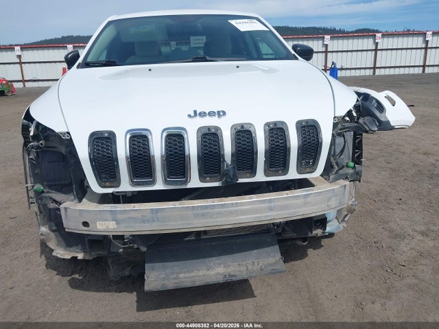 1C4PJMAB3GW343444 Jeep Cherokee Sport